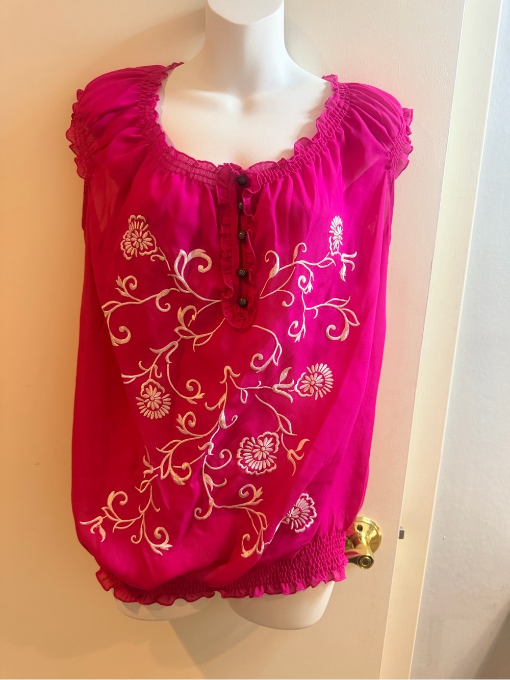 Women’s Fuchsia Embroidered Peasant Top